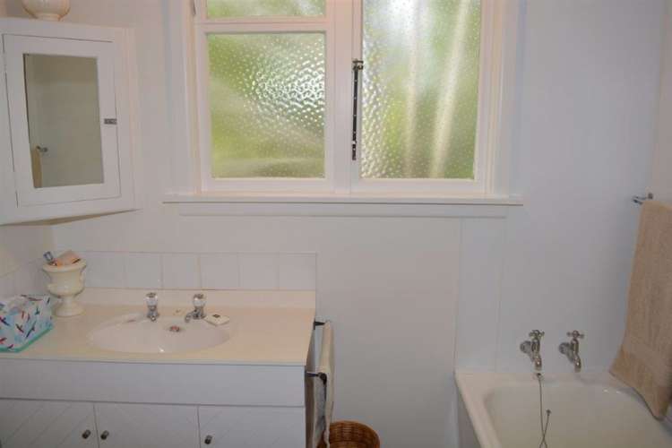 19 Watson Street Akaroa_7