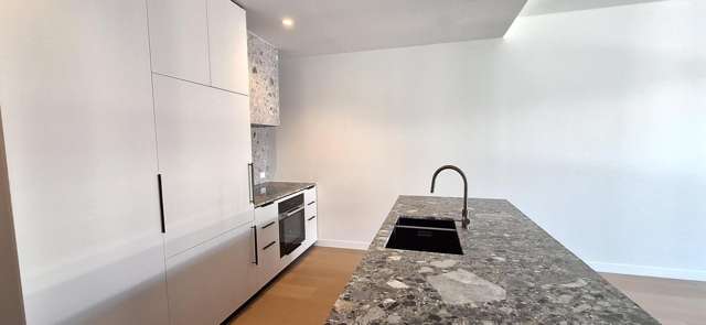 406/81 Carlton Gore Road 1734_2