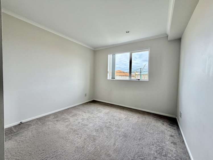 14 Shelby Lane Flat Bush_10