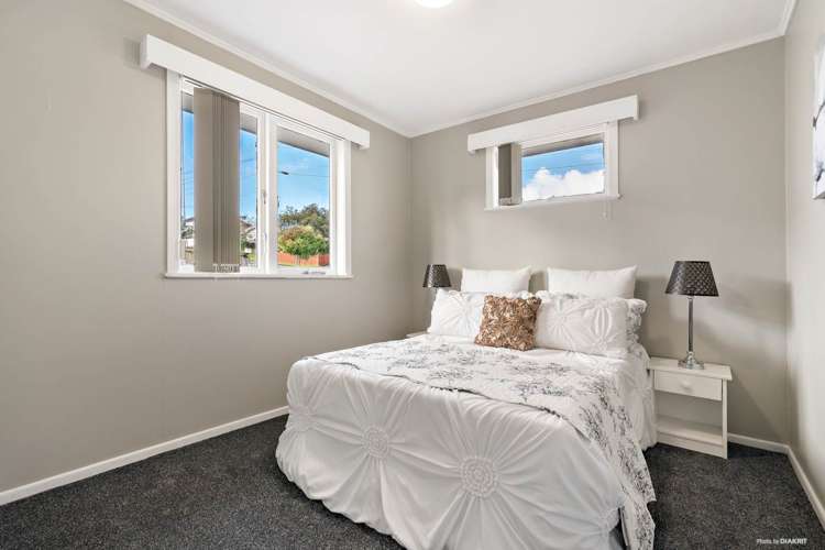 5a Graham Bell Avenue Mount Roskill_11