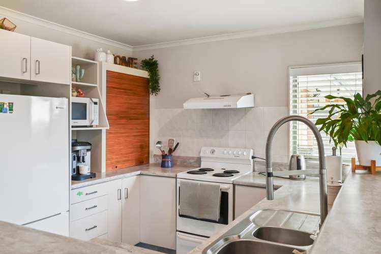 7 Elmbridge Place Owhata_4