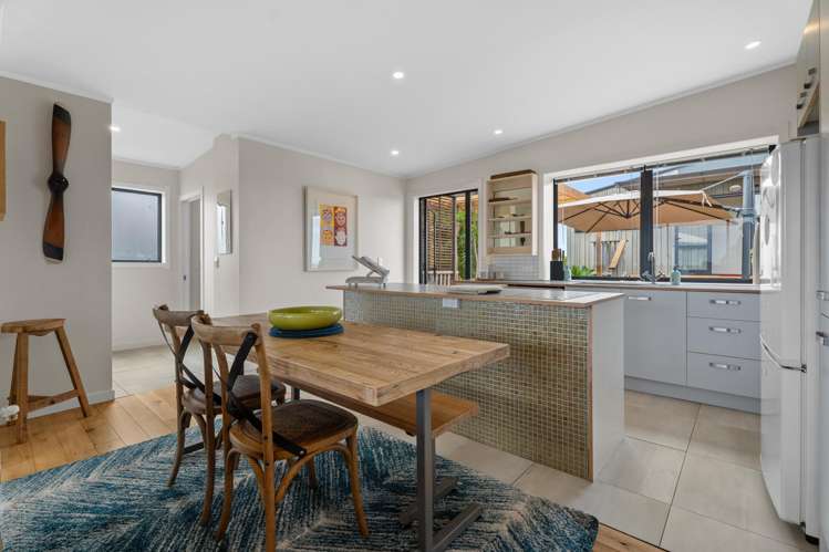 13 Hauraki Road Oneroa_15