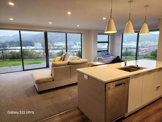 16 Omaka Place Aotea_3