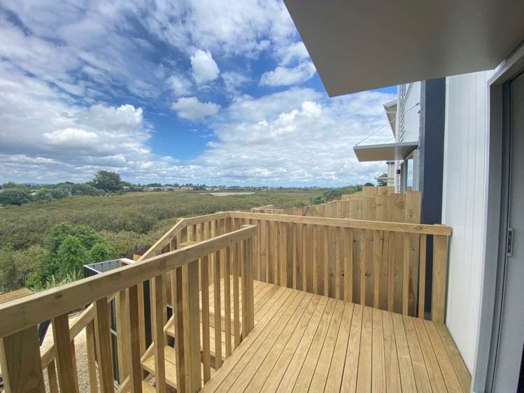 48 Matawhanga Drive Wattle Downs_8