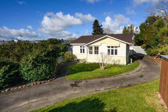 Charming, easy-care bungalow