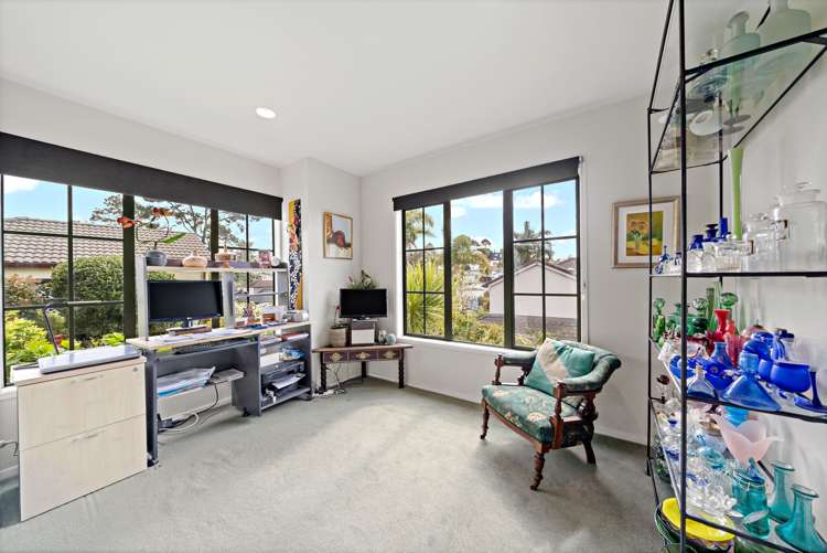 25 Ridge Valley Drive Browns Bay_13