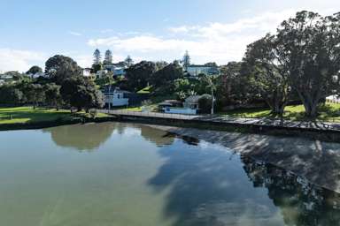 80 Beachcroft Avenue_2
