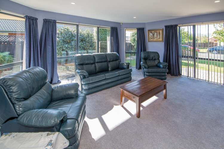 16 Paget Drive Woodend_4