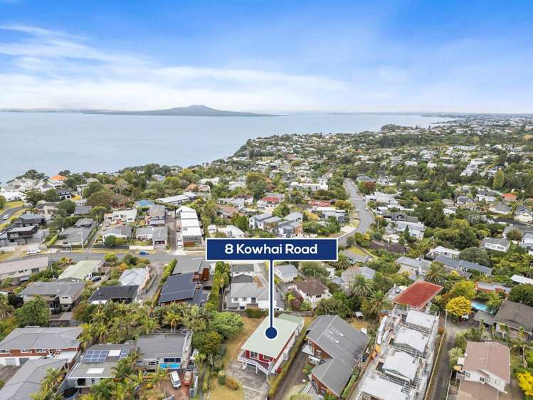 8 Kowhai Road Campbells Bay_13