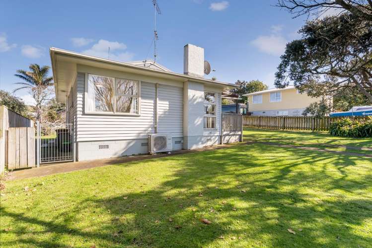 81 Crawford Avenue Mangere_17