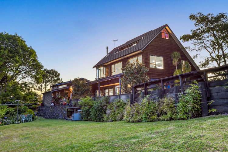 6 Clayden Drive Gulf Harbour_5