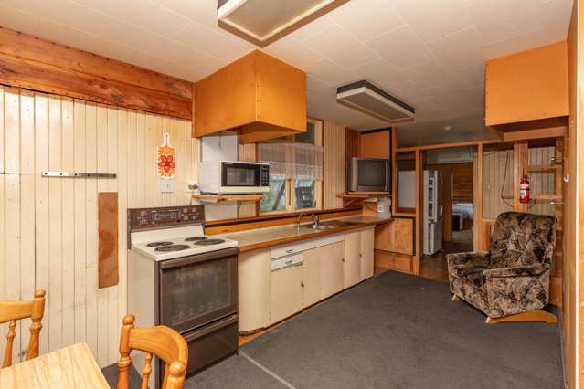 743 Main South Road Gladstone_1