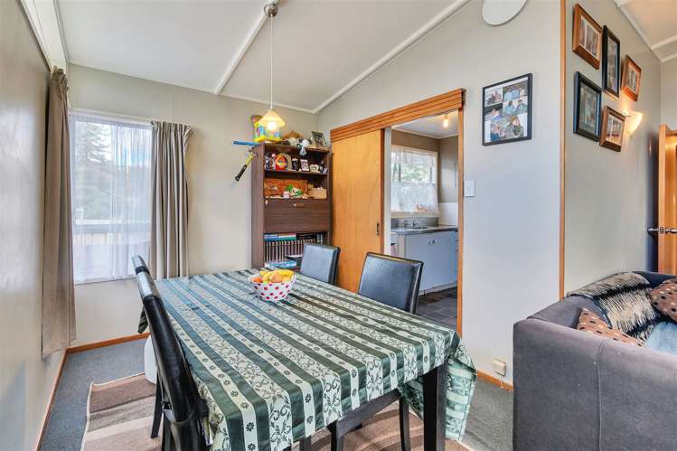 25 Fairdale Avenue Red Hill_9