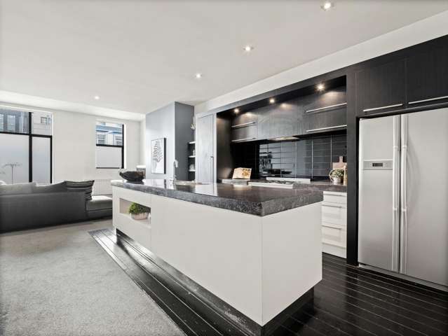 2/49 Bond Street Dunedin Central_1