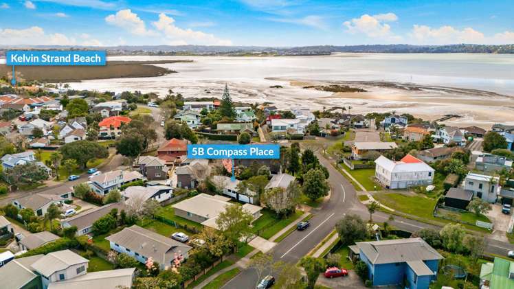 5b Compass Place Te Atatu Peninsula_22