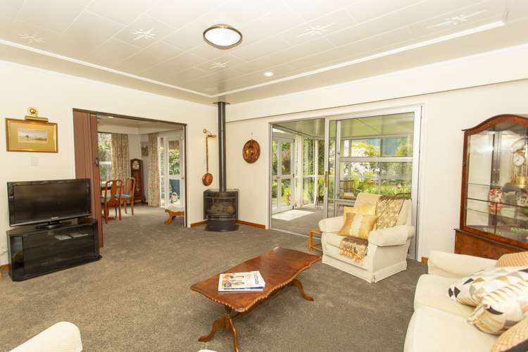 12 Queens Drive Allenton_5