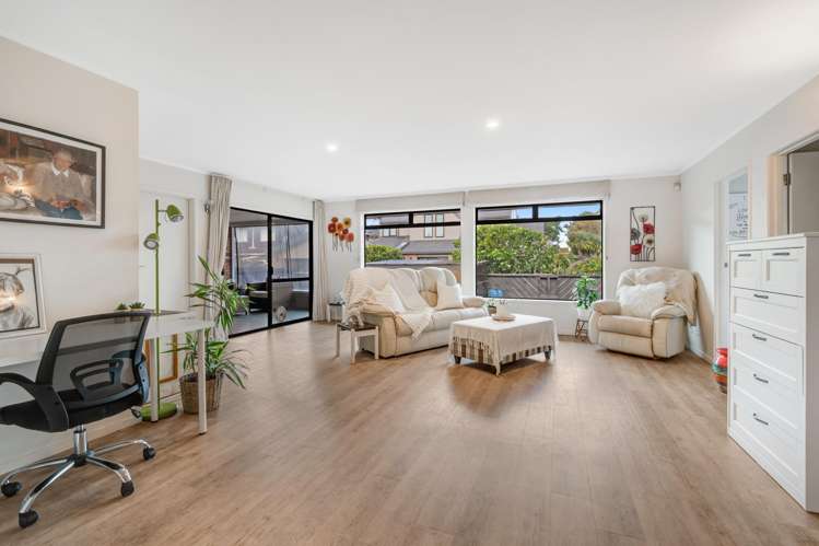 4A Empire Road Orewa_13