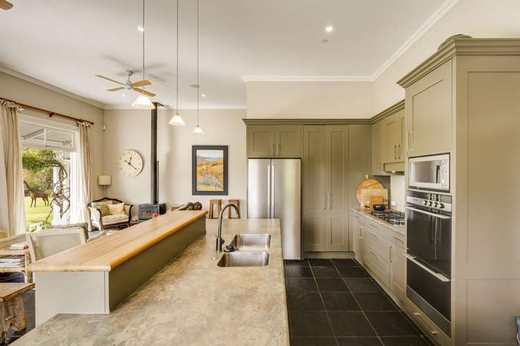 'Cape South' - 55 Waipuka Road Waimarama_22