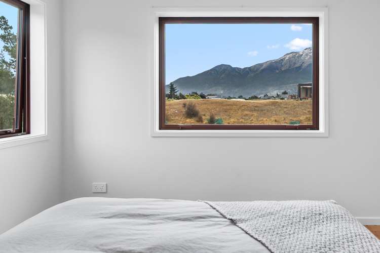 7 Moonraker Place Lake Hawea_11