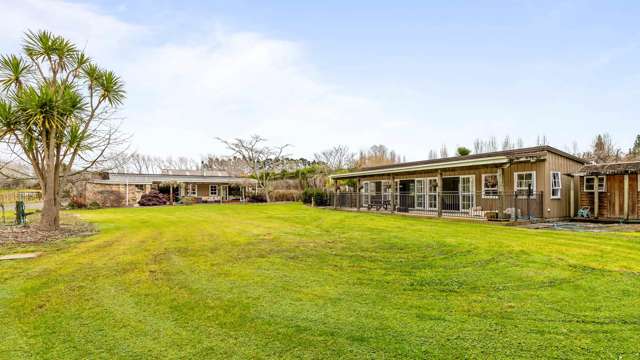 87 Croft Lane Riverhead_4