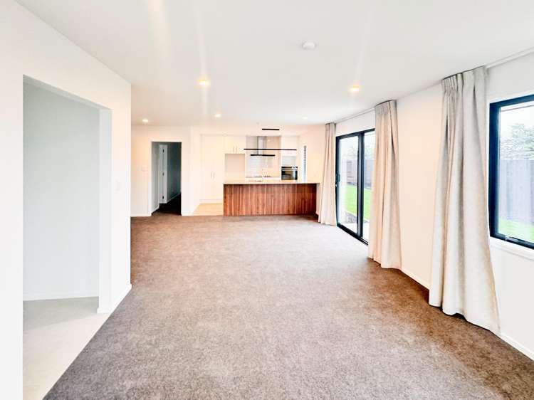  7 Potters Place Elgin_9