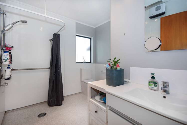 70B West View Crescent Onerahi_6