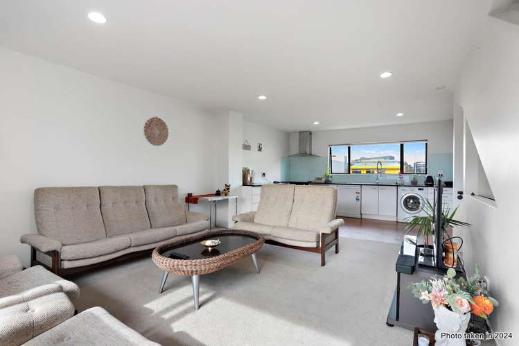 9/17A Delta Avenue New Lynn_5