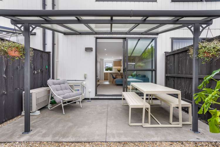 25 Koura Drive Red Beach_13