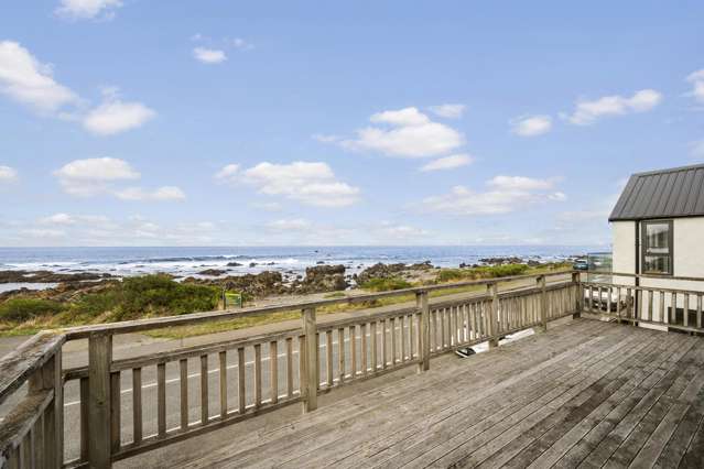 158 Owhiro Bay Parade Owhiro Bay_2