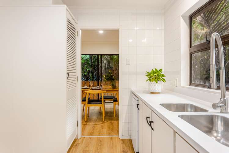 56 Tanekaha Road Titirangi_12