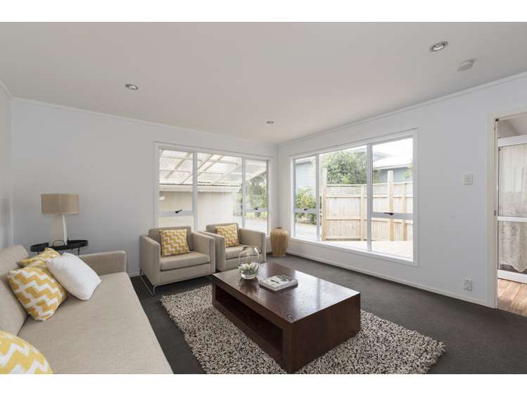 61 Glendale Road Glen Eden_2