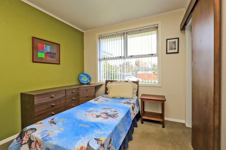 221 Sunnybank Crescent Camberley_6