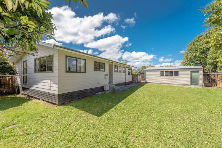 11 Frost Place Pukete_13