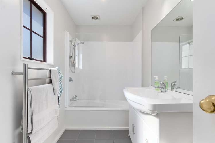 3/20 Harman Street Addington_7