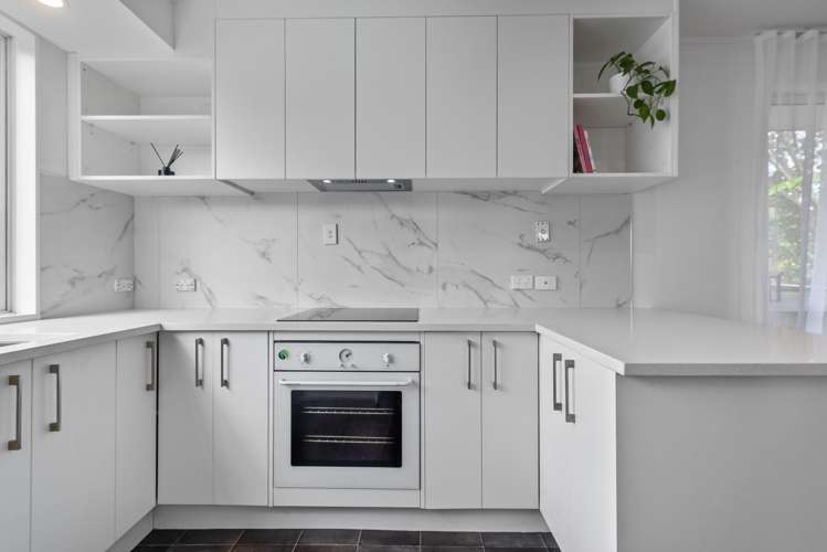 3/56 Flanshaw Road Te Atatu South_4