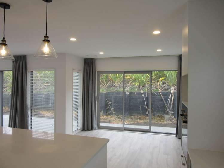 20 Boocock Crescent Orewa_7