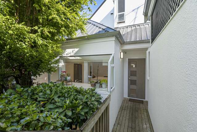 2/1 Valley Road Northcote_2