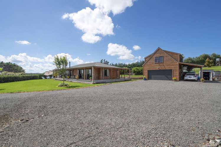 515 Fordyce Road Helensville_17