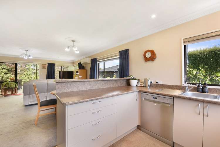 31 Aldinga Avenue Stoke_11