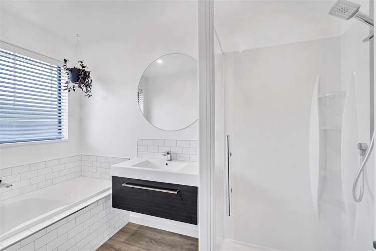 6 Fry Place Rolleston_16