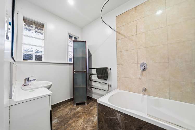 25 Great South Road Papatoetoe_10