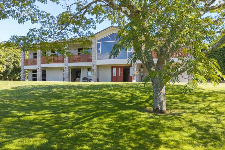 534 Gillespie Place Acacia Bay_23