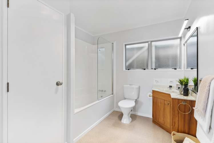 33a Richard Farrell Avenue Remuera_12