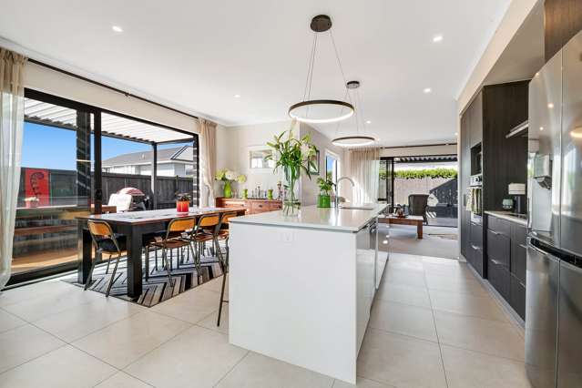 3 Koura Drive Red Beach_4