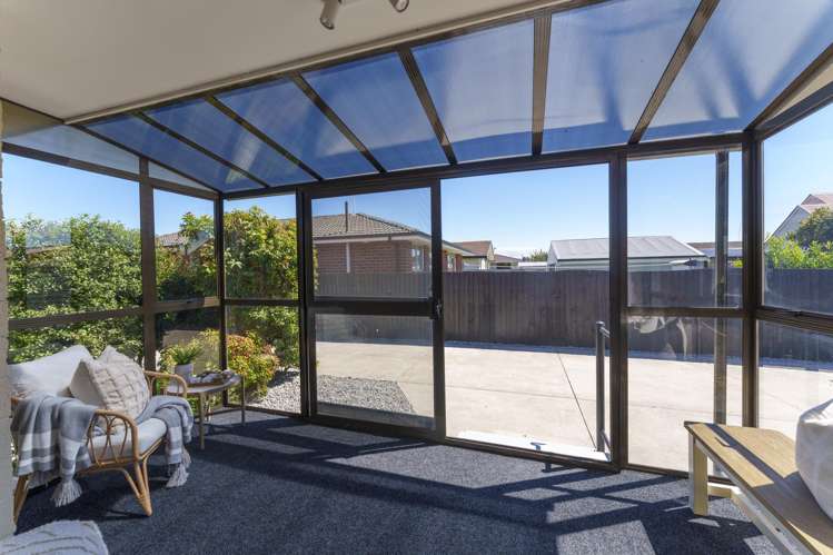 2/30 Trevor Street Hornby_15