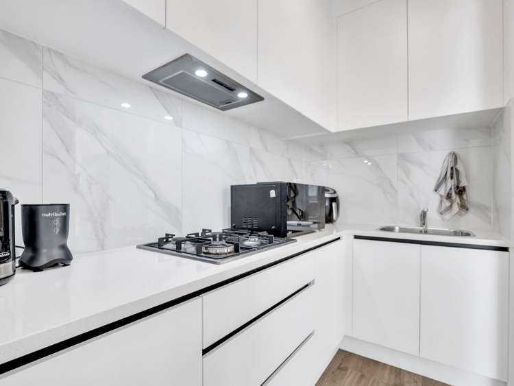 9 Puruatanga Drive Flat Bush_14