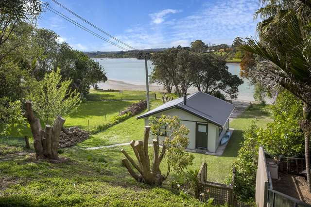 39a Pohutukawa Avenue Cockle Bay_4