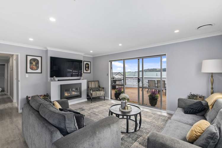 12 Mossburn Grove Kelson_4