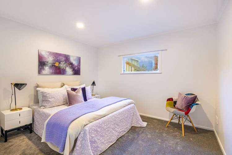 8 Hubert Henderson Place Remuera_16