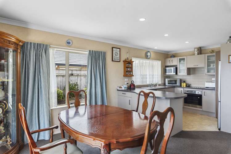 15 Balmerino Grove Waikanae_4